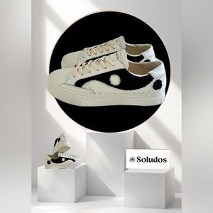 Soludos Yin Yang Platform Sneaker
White/Black Size:9.5 
 ♻️Recyclable Material